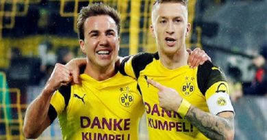 Dortmund: Nấc thang lên thiên đường sau lượt đi