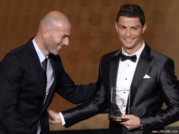 Chuyển nhượng tối 13/7: Marseille mơ ký hợp đồng với Ronaldo và Zidane