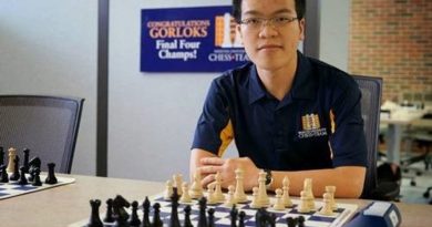 Lê Quang Liêm là huấn luyện viên đội cờ vua trường đại học Webster (Mỹ)