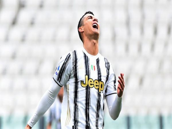 Bóng đá QT trưa 12/4: Juventus vẫn thắng trong ngày Ronaldo kém duyên
