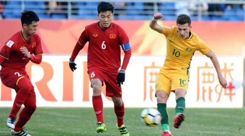 Việt Nam thua 0-1 Australia: Đá hay nhất Trọng Hoàng, Hồng Duy