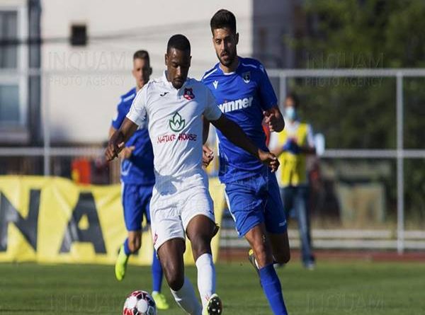 Soi kèo bóng đá giữa Voluntari vs Hermannstadt, 20h30 ngày 03/12
