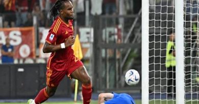 Tin AS Roma 22/9: HLV Mourinho tức giận với cầu thủ Sanches