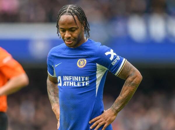 Tin bóng đá 30/8: Arsenal đạt thỏa thuận lương với Sterling