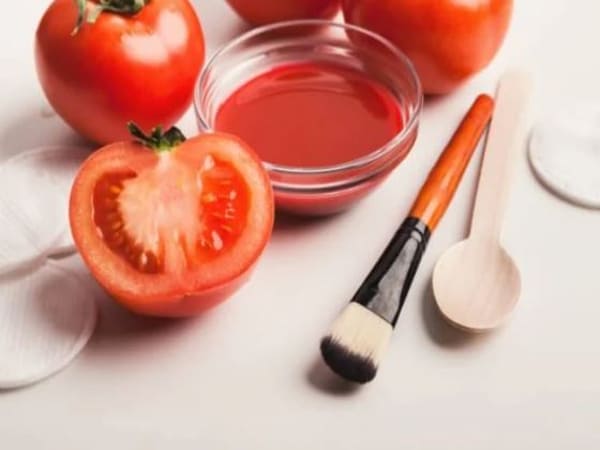 Cách tẩy tế bào chết bằng Cà Chua và đường