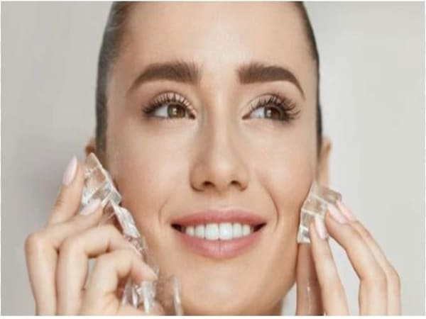 Những cách làm đẹp da với đá lạnh