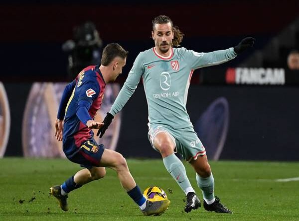 Ball winning midfielder là gì?
