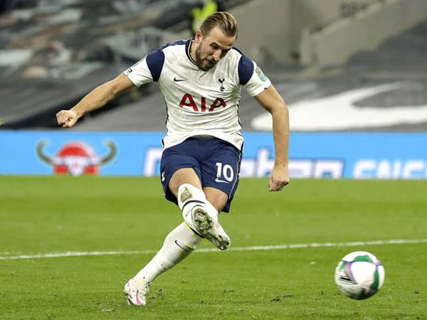 Harry Kane thuận chân nào?