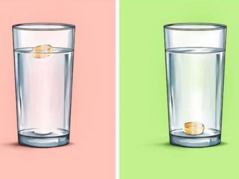 Kiểm tra trọng lượng và kích thước là cách phân biệt vàng thật giả tại nhà