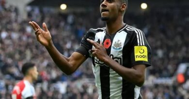 Tin Newcastle 25/7: Alexander Isak muốn rời Newcastle